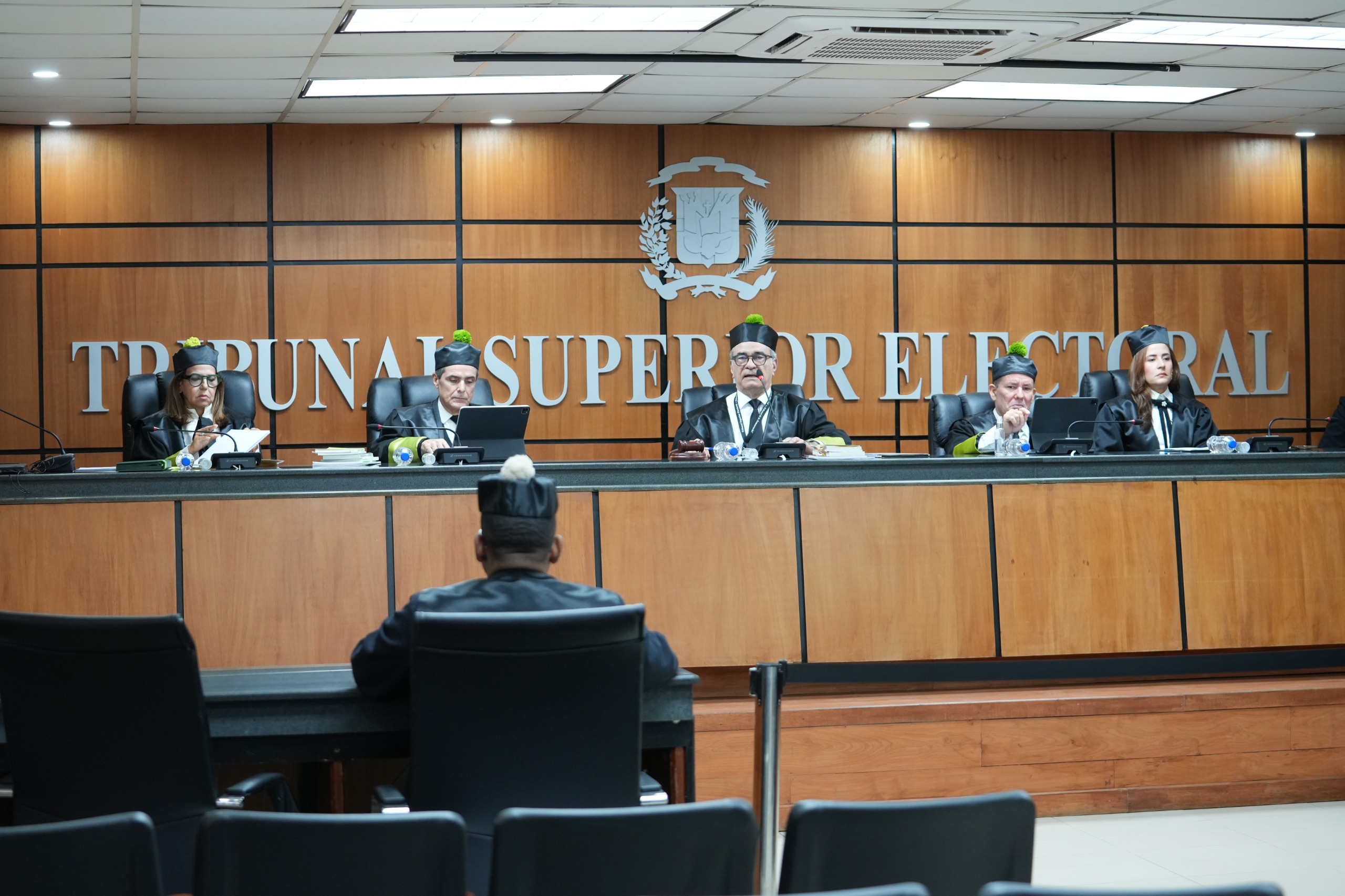 TSE declara la incompetencia de oficio para conocer de la solicitud de suspensión del proceso eleccionario de la Federación Dominicana de Distritos Municipales (FEDODIM)
