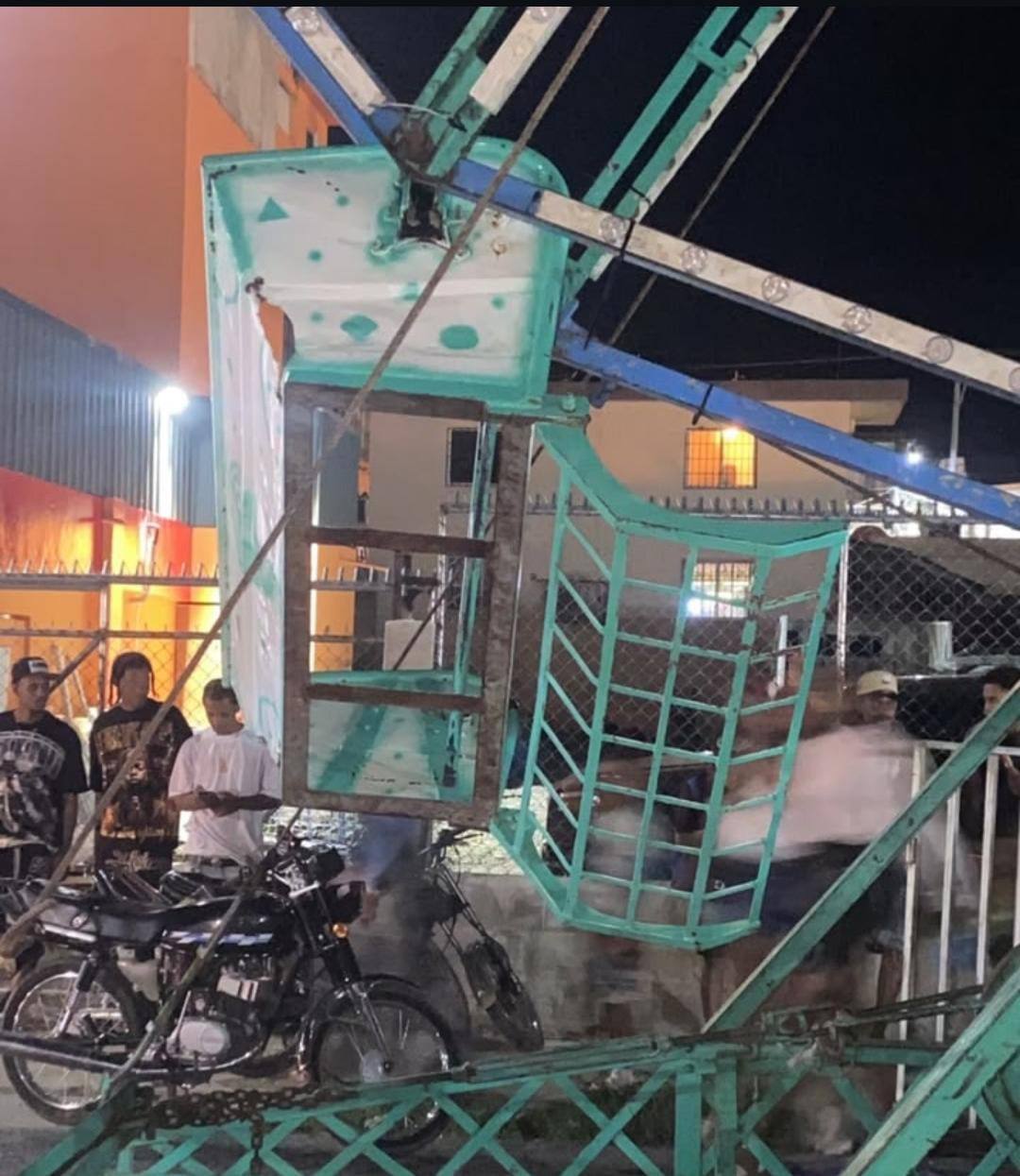 Clave Informativa - Tragedia en Hato Mayor: tres niñas caen tras desprenderse asiento de juego mecánico -